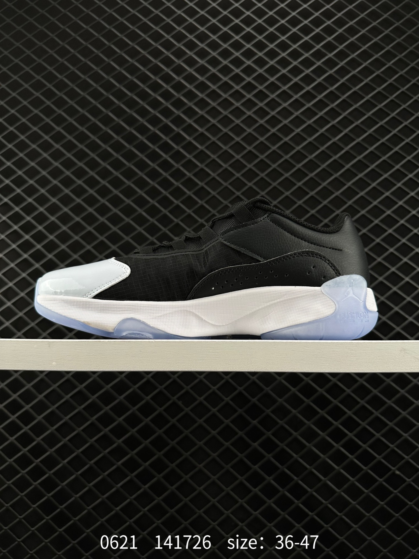 Nike Air Jordan 11 Retro Low”Concord“